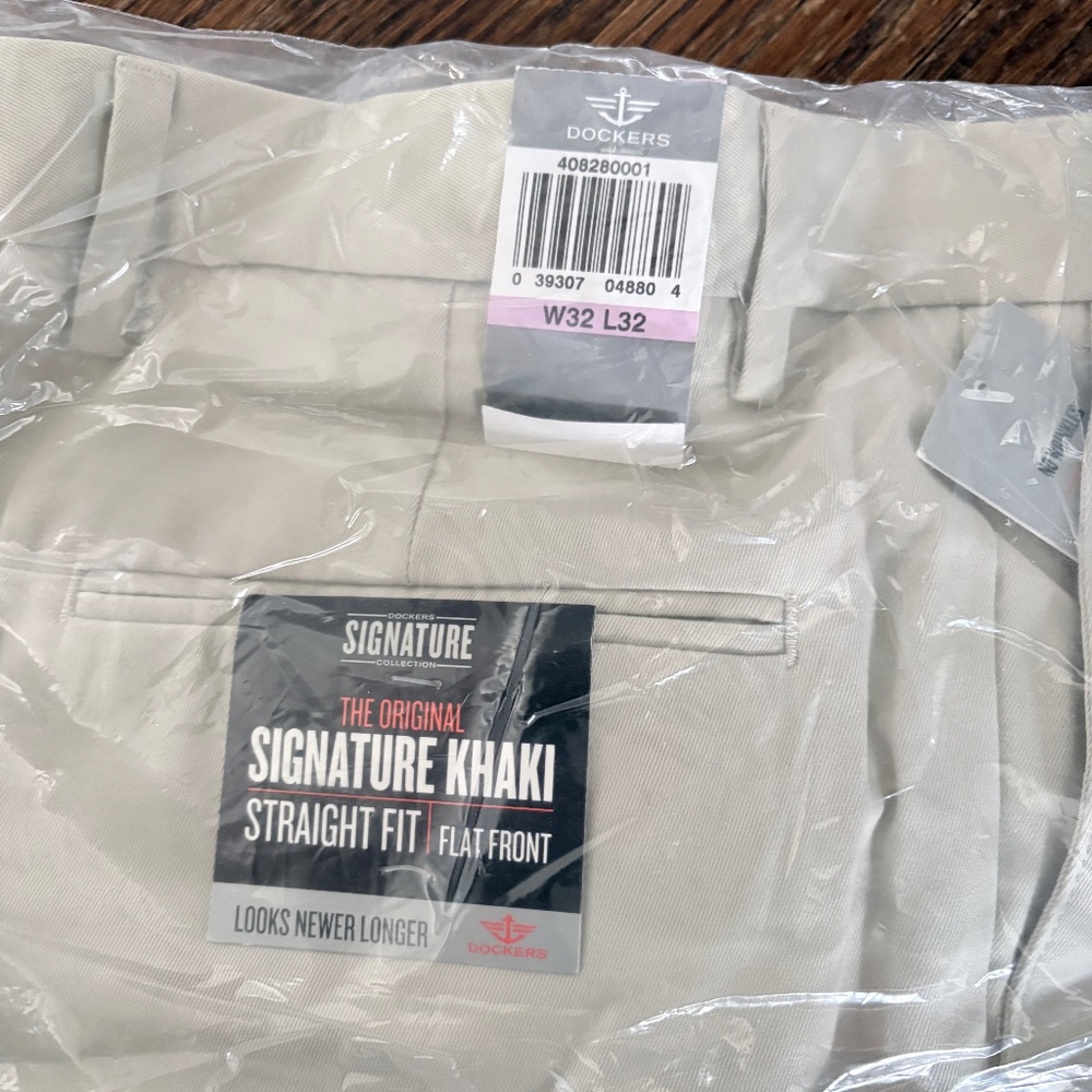 Signature Khaki Pants